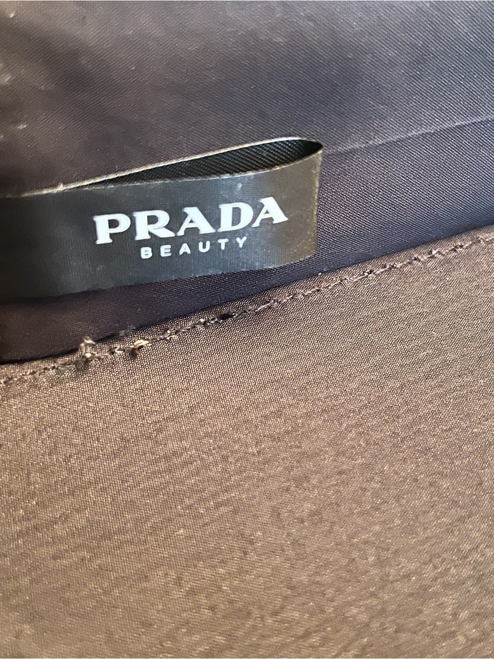 Prada Beauty Bundle of Triangle Cosmetic Pouch and #9 Collectible Playing Card - Picture 8 of 11
